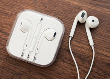 Load image into Gallery viewer, Apple EarPods With Jack Connector